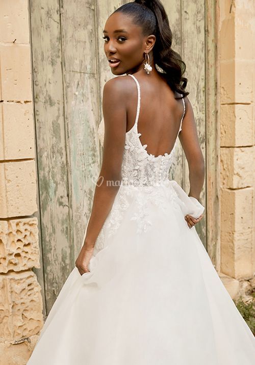 44497, Sincerity Bridal