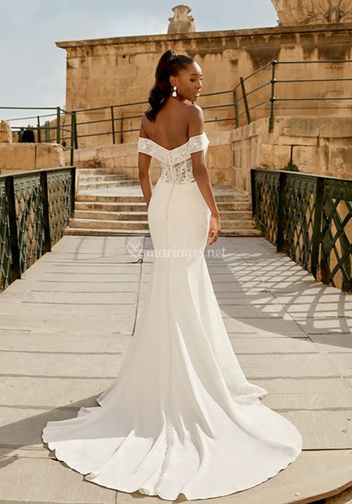 44498, Sincerity Bridal