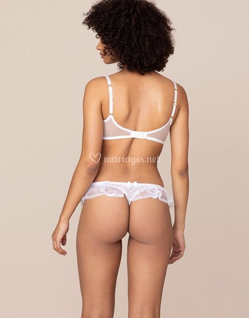 Fee Thong White, Agent Provocateur