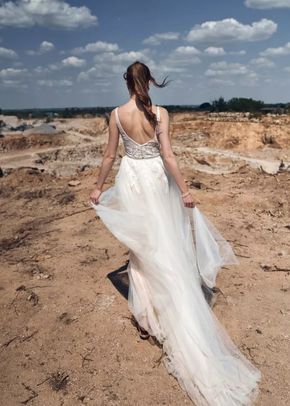 2210, Annais Bridal