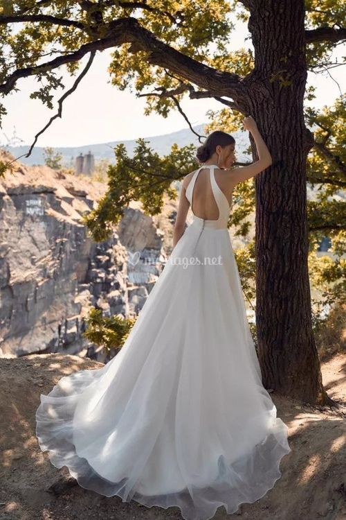 2206, Annais Bridal