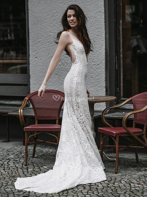 Vic, Galia Lahav