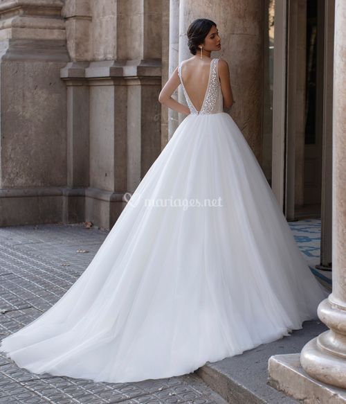 WINTON, Pronovias