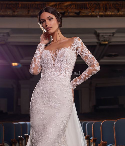 RALSTON, Pronovias