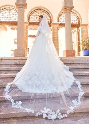 GLENDA, Pronovias