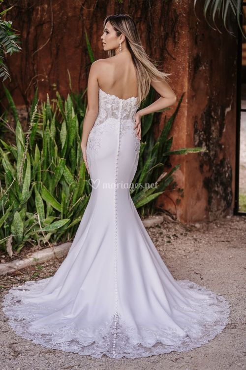 9952, Allure Bridals