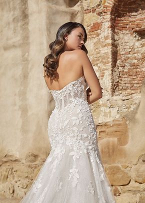 PAULINA, Casablanca Bridal