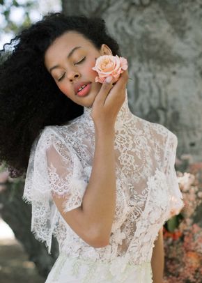 GRACE, Claire Pettibone