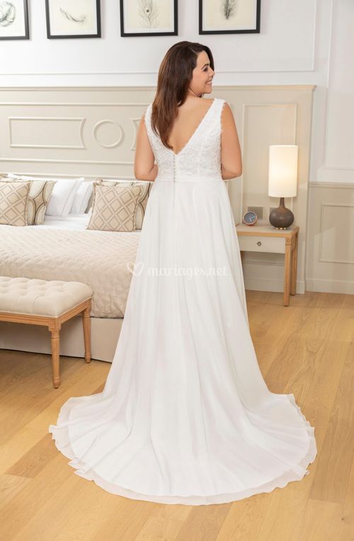 238-04, Curvy By The Sposa Group Italia