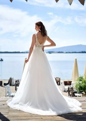 Julie, Annais Bridal