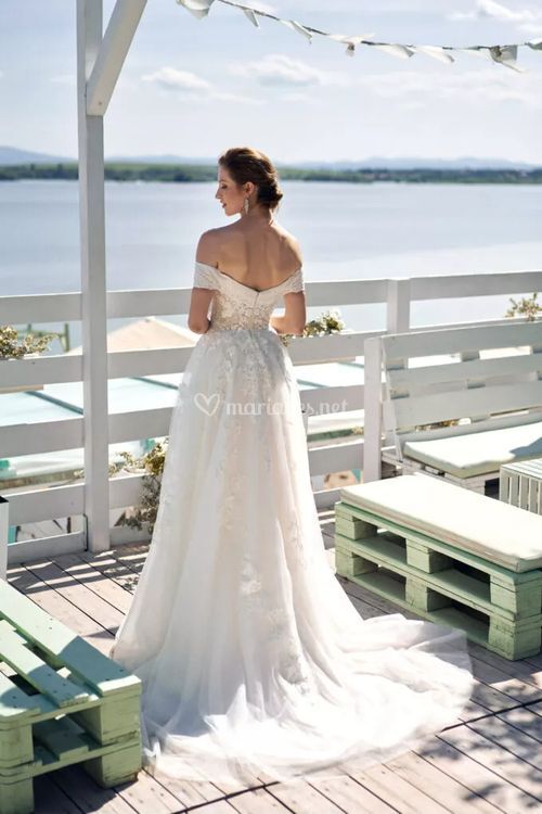 Faustine, Annais Bridal