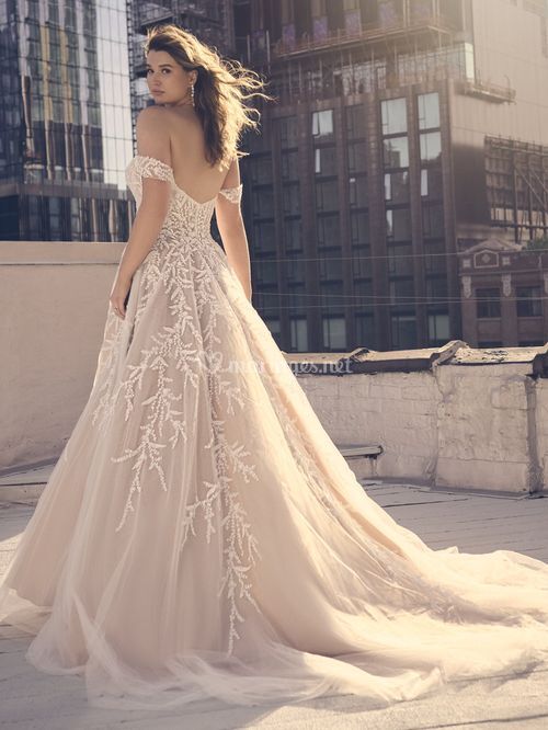 Oriana, Maggie Sottero