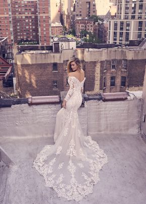 Edison, Maggie Sottero