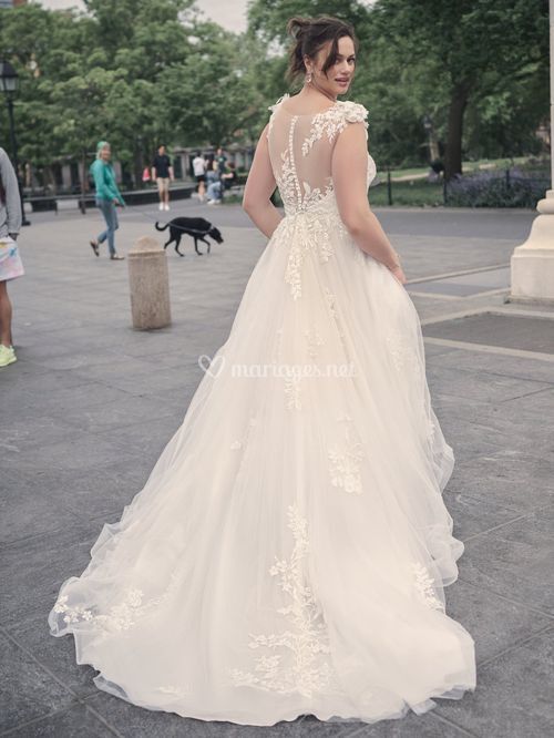 Bernadette, Maggie Sottero