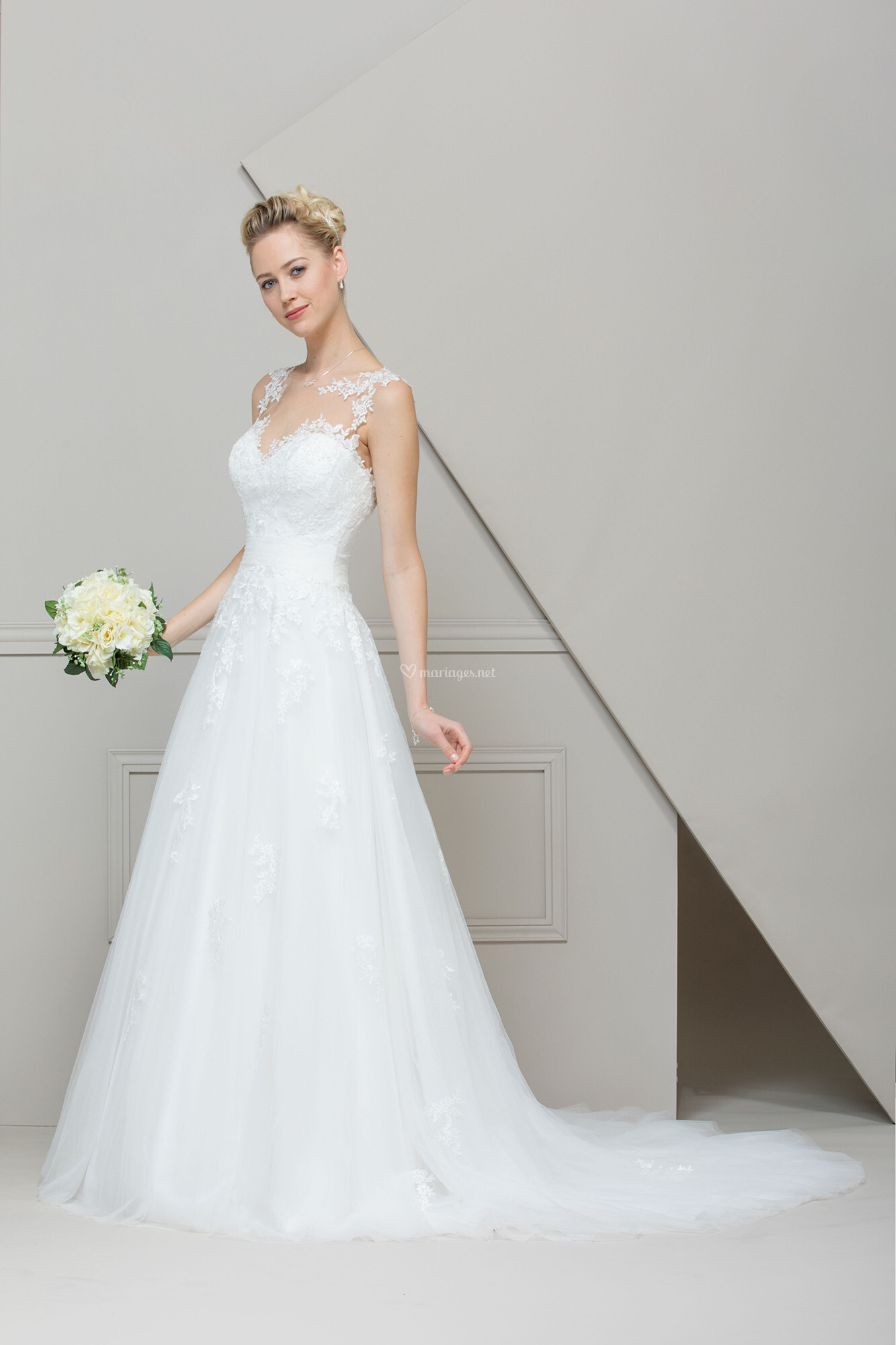 robe eglantine 2018