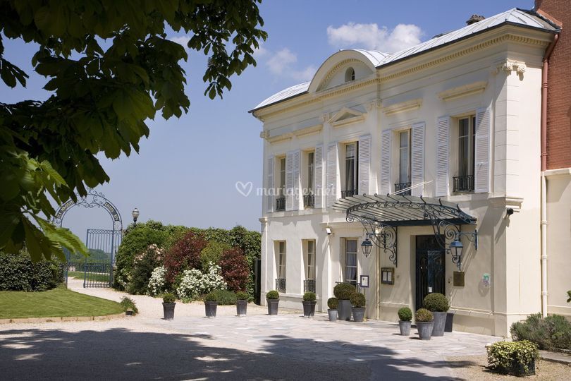 Le Pavillon Henri IV