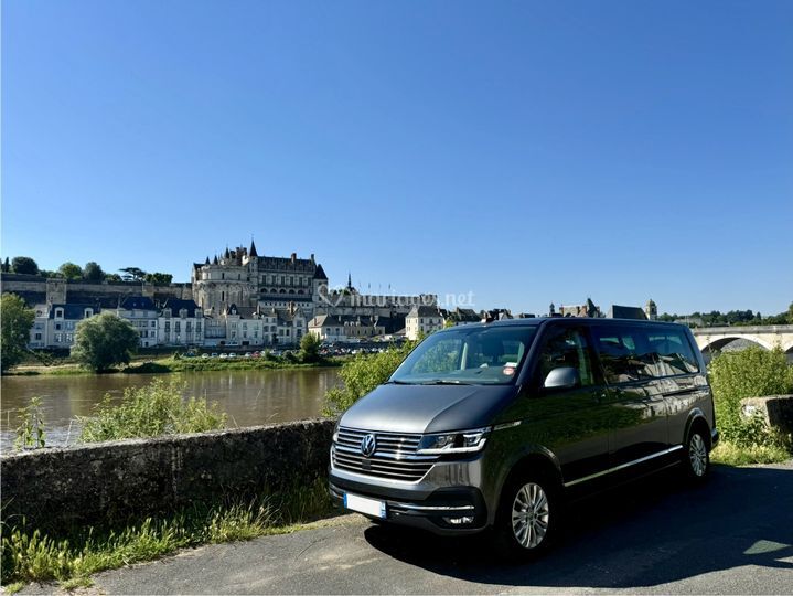Amboise Shuttle