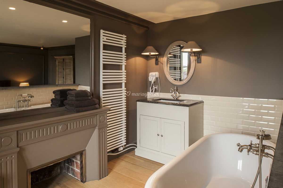 Salle De Bain Attenante De Chateau De Planchevienne Photo 41