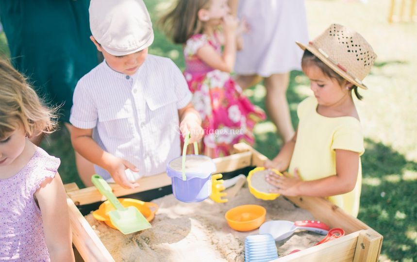 Les Petits Invités
