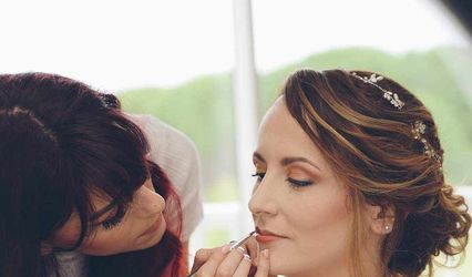 AJ Makeup Artist