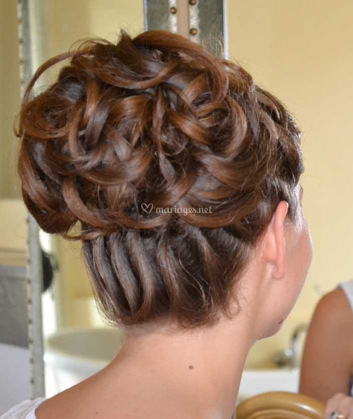 Chignon Tresse Et Boucle De Isabelle B Coiffures Photo 1