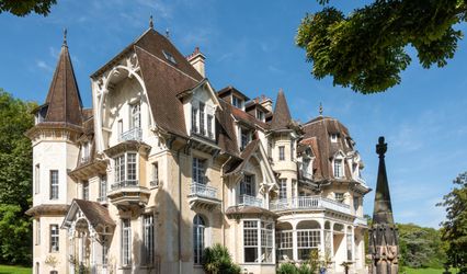 Chateau De Prunay