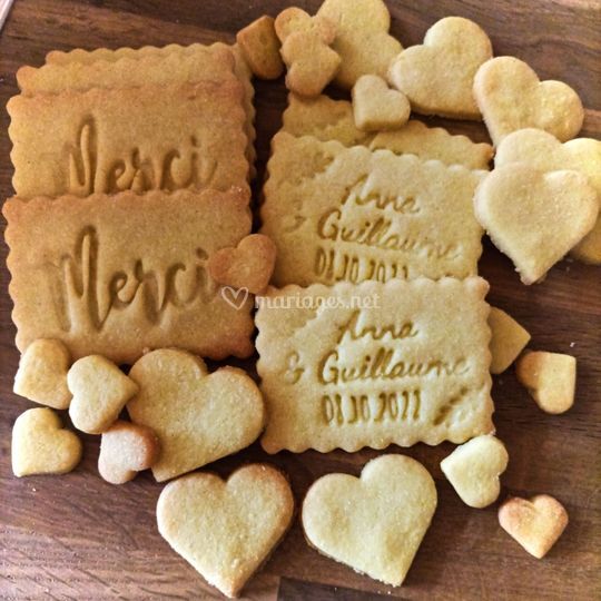 White Cat Cookies