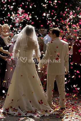 Lance Confettis Serpentins De As Production Photo 12