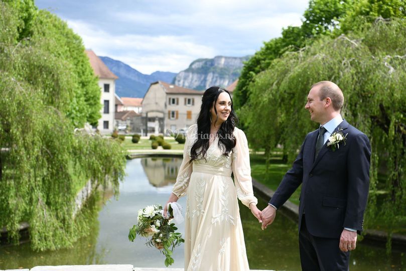 Bonjour Weddings