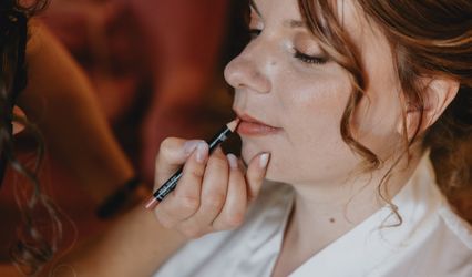 Orlane Makeup