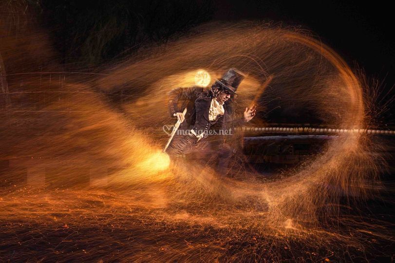 SuperCho - Spectacle de feu, pyro & LED