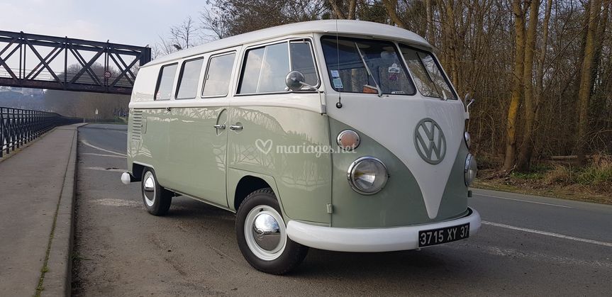 Chinon Vintage Tour