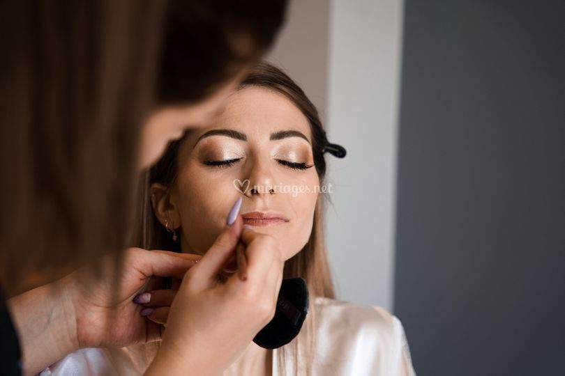 Emerald Makeup Artist