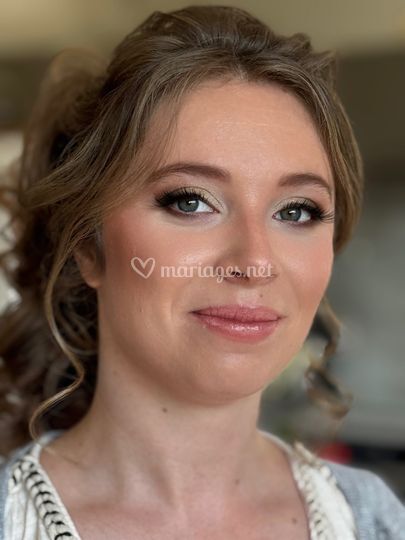 Alex Make Up