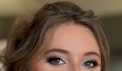Alex Make Up