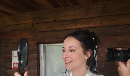 Chrysna Hair Make up