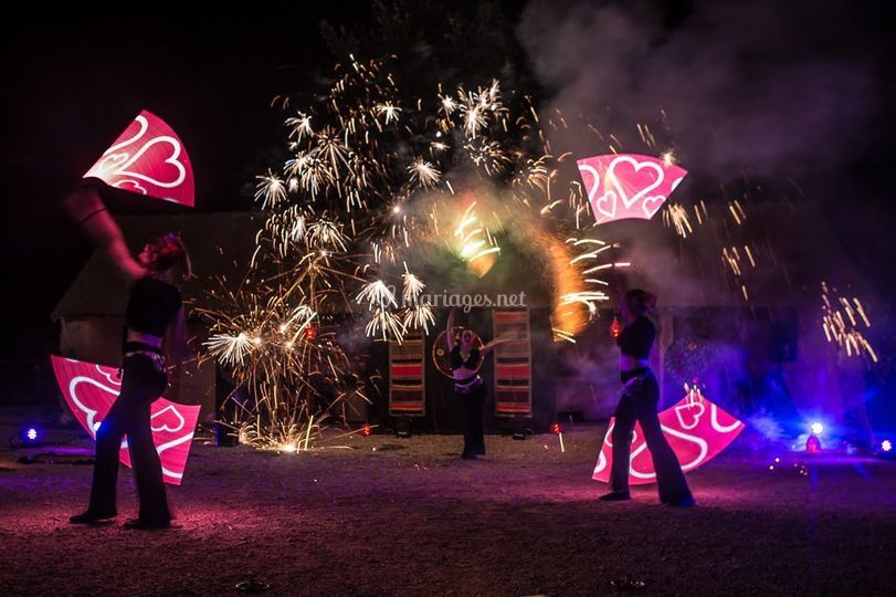 Compagnie Luminescence - Spectacle de feu, lumière LED et artifice
