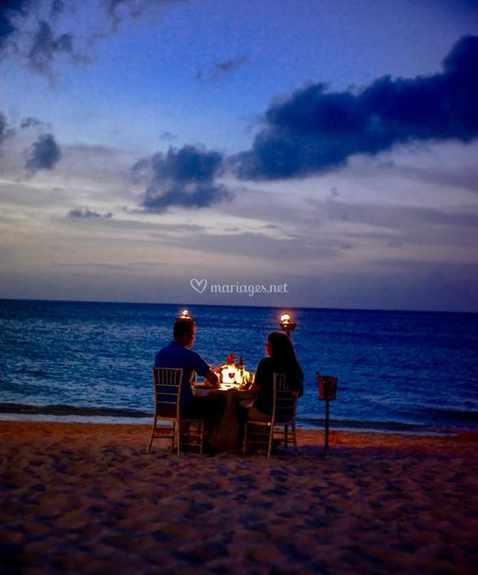 Dîner Romantique Sur La Plage De Globethik Photo 5