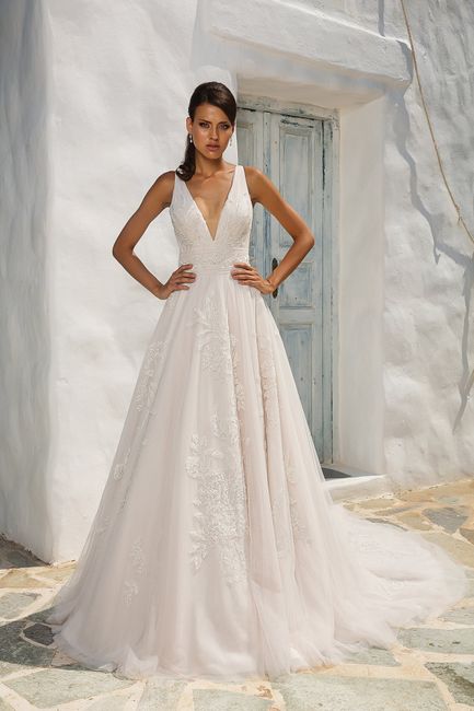 robe decollete v
