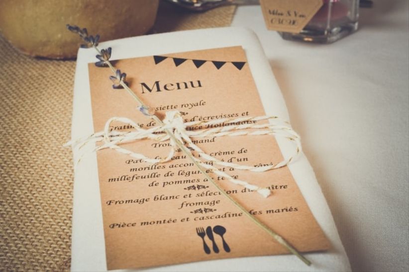 Menus de mariage champêtres 45 modèles qui illustrent la tendance
