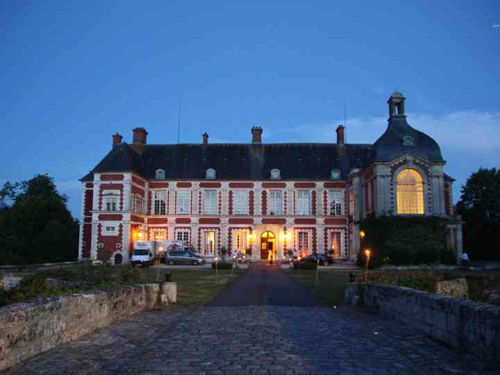 Chateau De Lesigny