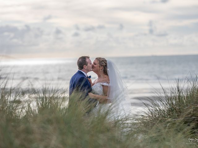 Le mariage de Christophe et Clémentine à Coudekerque-Branche, Nord 23