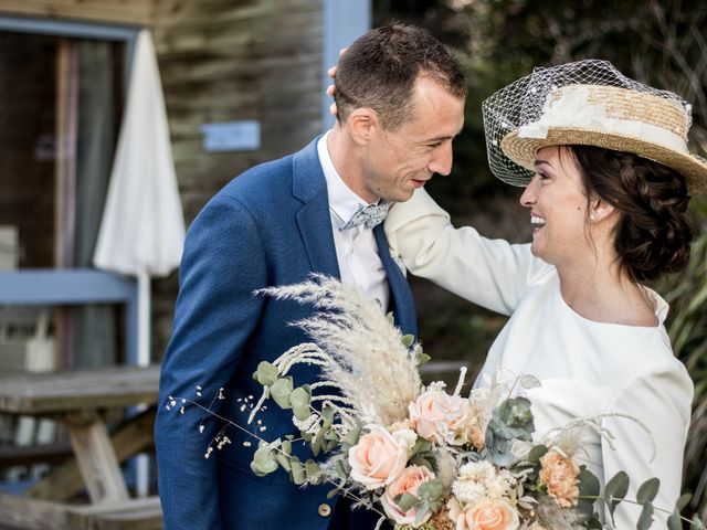 Le mariage de Aymeric et Adélie à Île de Batz, Finistère 24