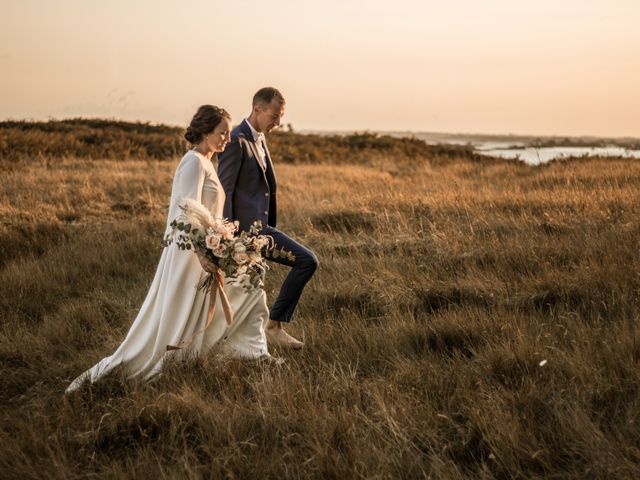 Le mariage de Aymeric et Adélie à Île de Batz, Finistère 42