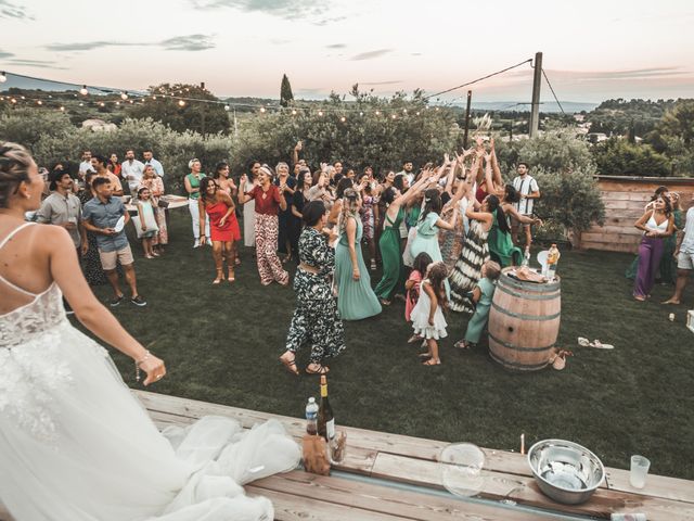 Le mariage de Hugo et Tiphaine à Beaumes-de-Venise, Vaucluse 9