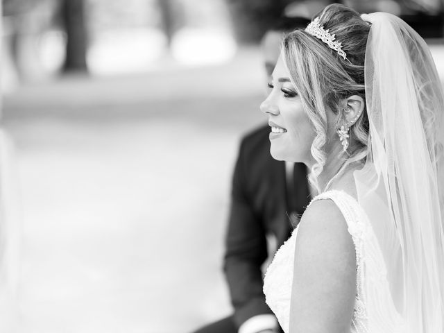 Le mariage de Anthony et Laura à René, Sarthe 12