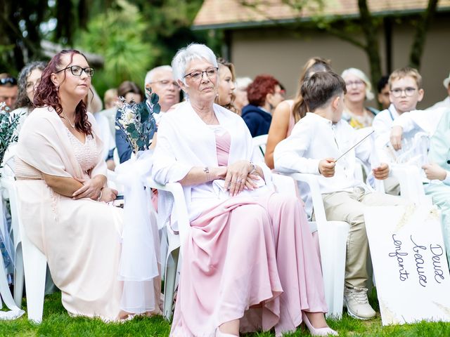 Le mariage de Anthony et Laura à René, Sarthe 18