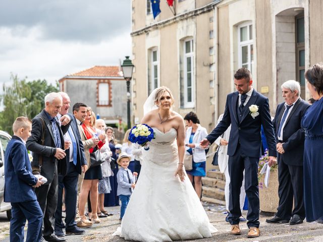 Le mariage de Alexis et Sabrina  à Rouans, Loire Atlantique 44