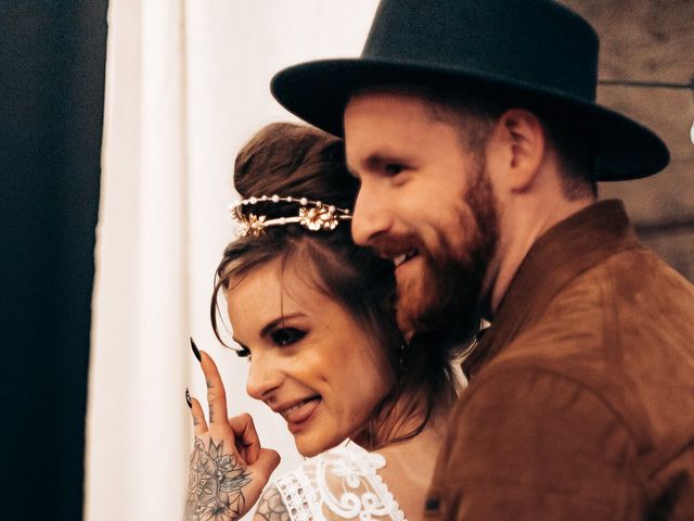Le mariage de Maxime et Alice à Althen-des-Paluds, Vaucluse 23