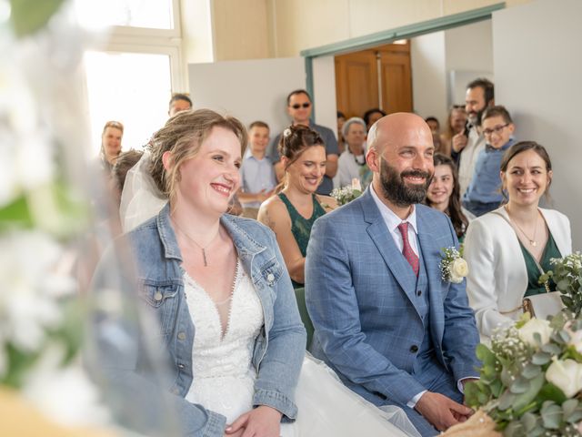 Le mariage de Hugo et Aurélie à Fontaine-Denis-Nuisy, Marne 26